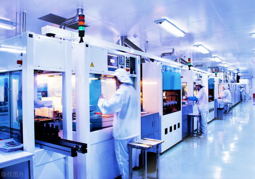 中企加速自主造芯步伐 16座晶圓廠在建，5個月產出1400億顆芯片，設備采購額達385億美元